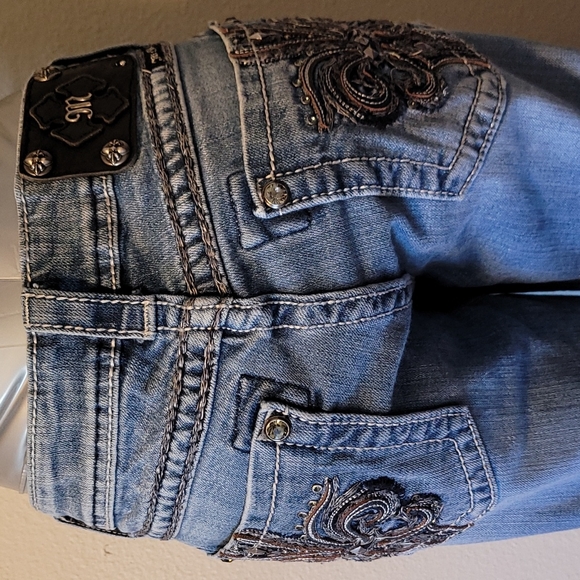 Miss Me Jeans - Picture 2 of 7